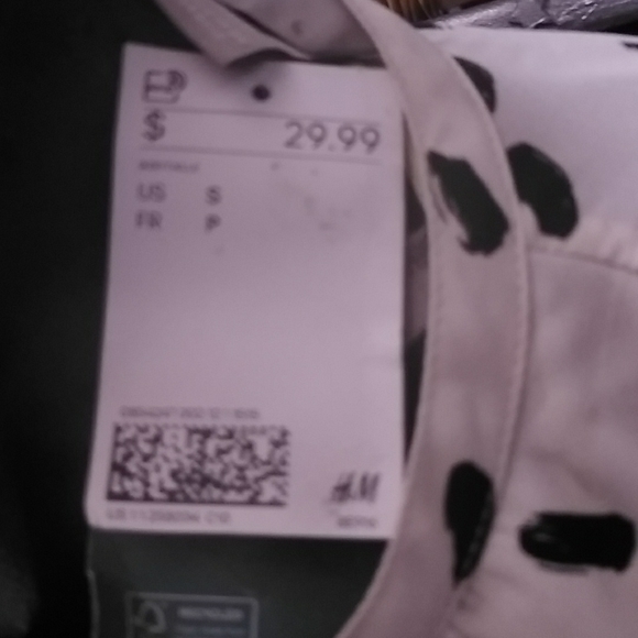 H and M blouse - Picture 2 of 2